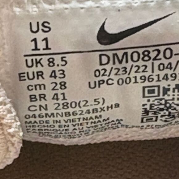 Size 11 - Women’s Nike Renew Serenity Run pink shoes - Picture 9 of 9